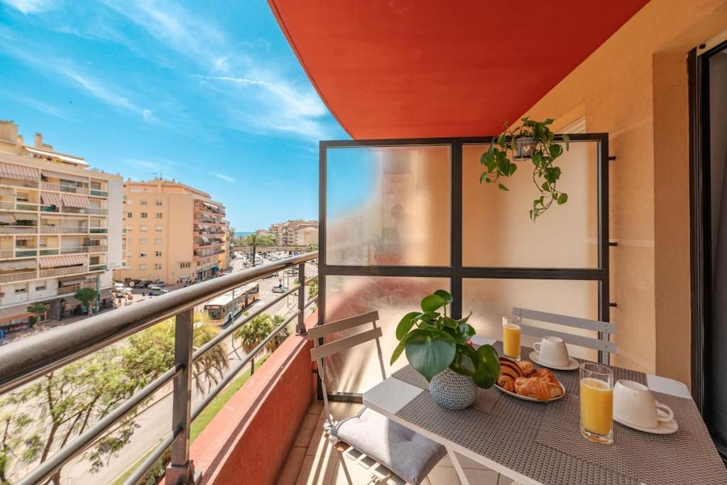 Appartement Cosy Au Centre Ville De Menton Luaran gambar